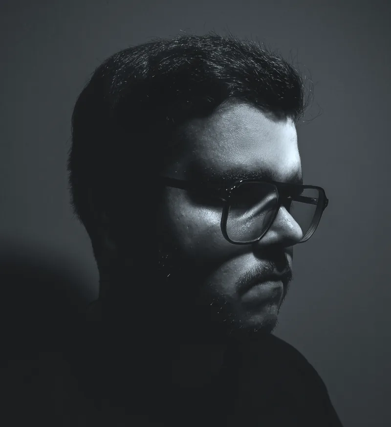 Retrato do autor Jon Sierra